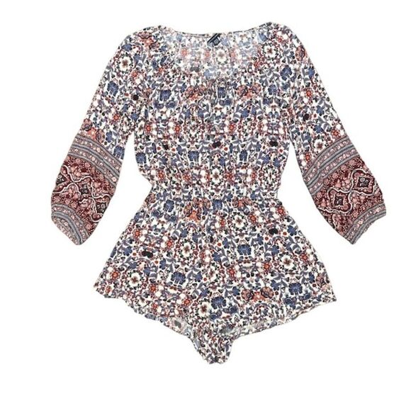 American Eagle Boho Short Romper flowy and light Floral White Blue Burgundy S - Picture 1 of 11